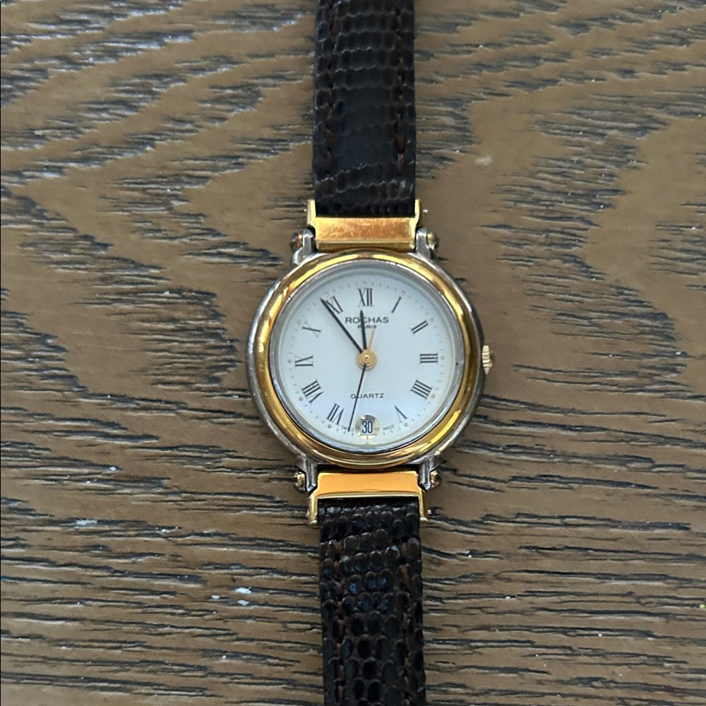 Vintage ROCHAS Paris Woman’s Watch Gold Tone Quartz Leather Band Dress Watch - Picture 3 of 7